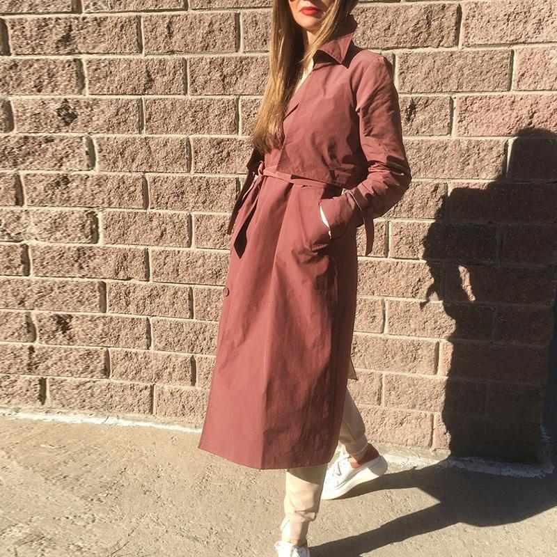 Manteau long pour femmes, trench à col en V, coupe-vent rouge brique noué, féminin et doux