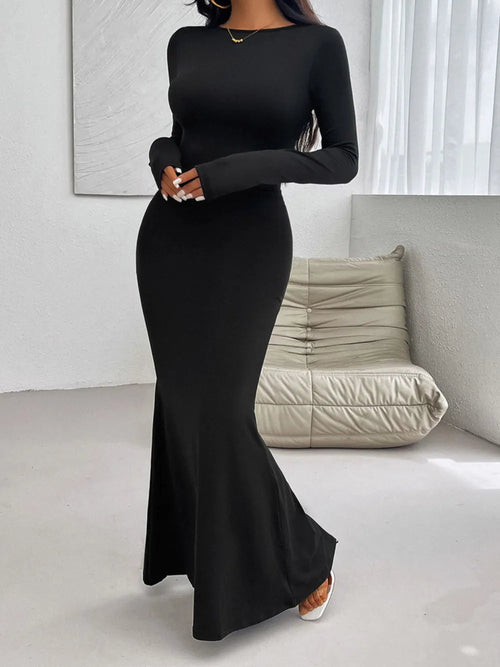 Robe maxi Devine à manches longues, col rond et dos nu