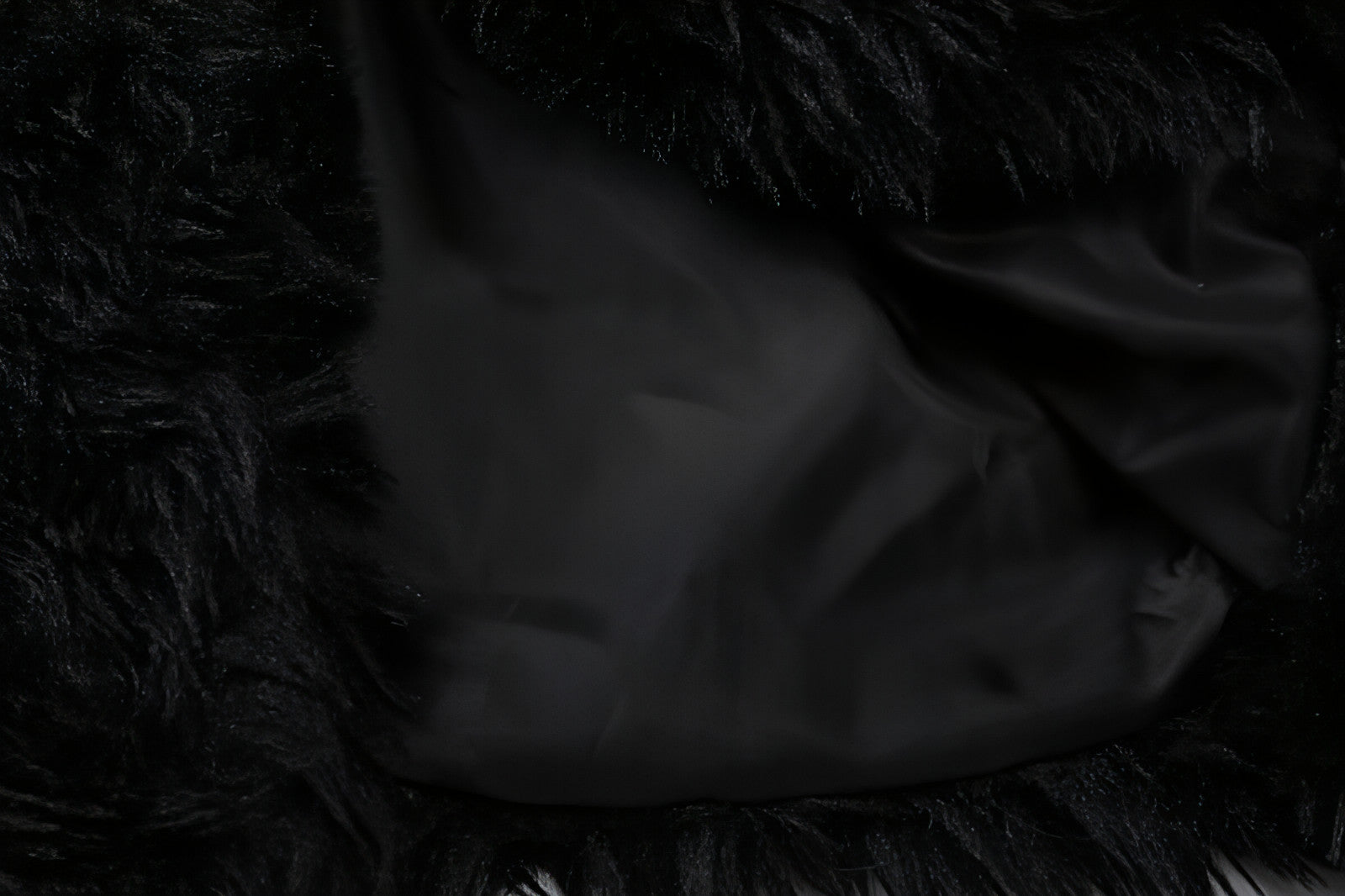 Veste pour femmes en laine duveteuse et cuir