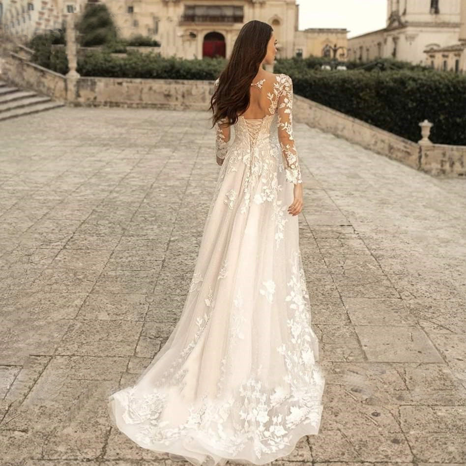 Robe de mariée à manches longues style Mori simple col rond