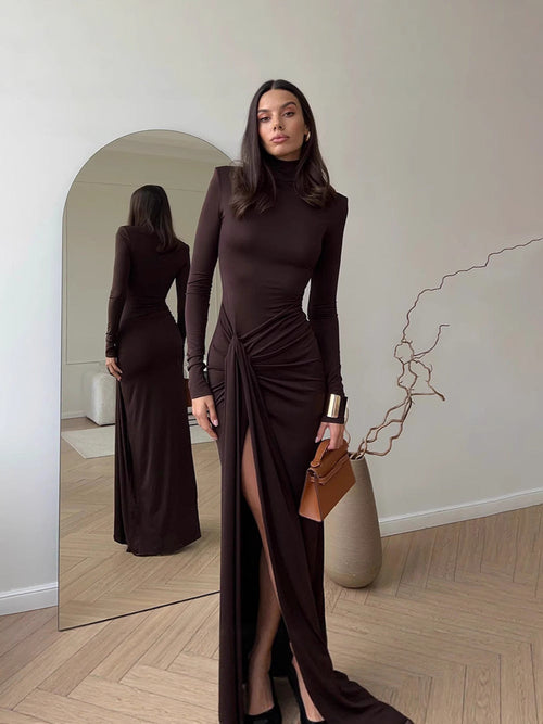 Robe pour femmes à manches longues avec ceinture nouée et couleur unie