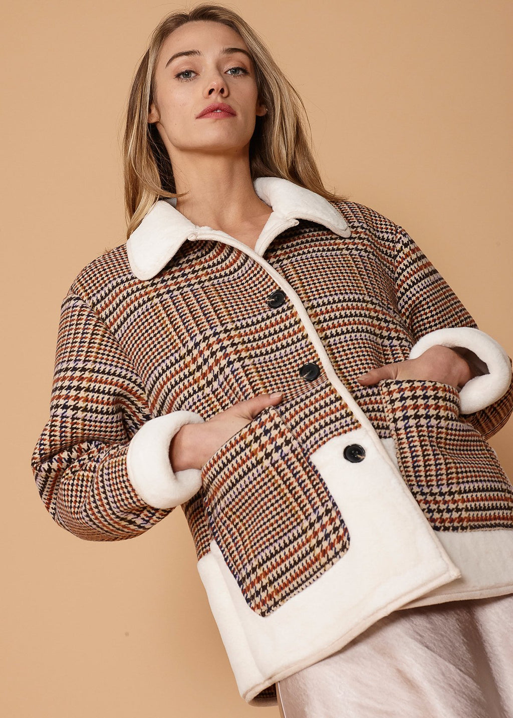 Veste en fourrure à carreaux pour femmes en pied-de-poule rouille