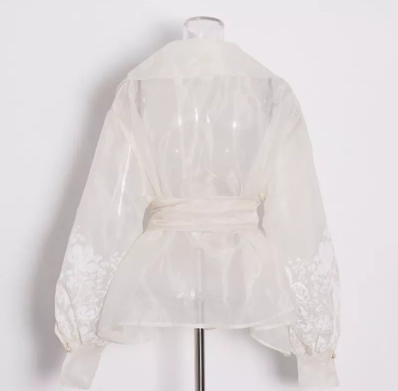 Chemise en organza pour femmes avec impression vintage minimaliste et broderie
