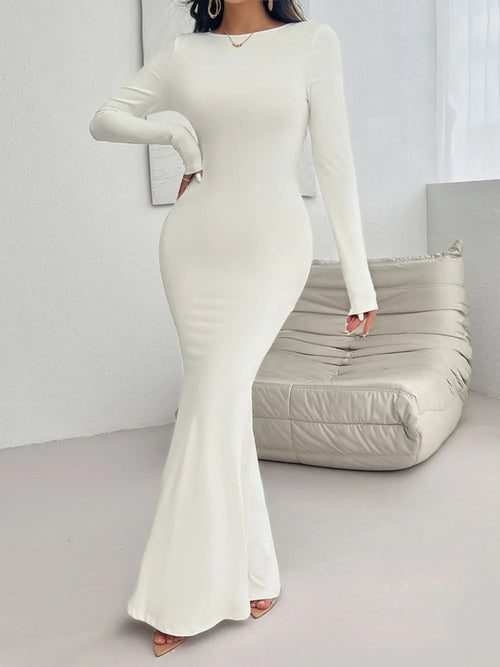 Robe maxi Devine à manches longues, col rond et dos nu
