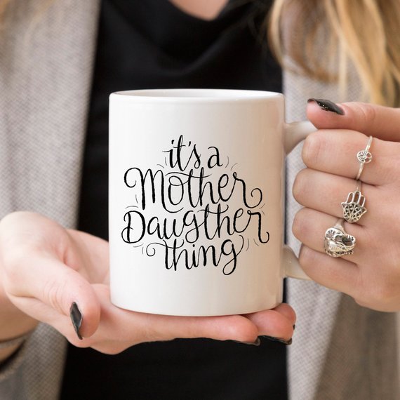 C'est une histoire de mère et fille - Tasse à café drôle -